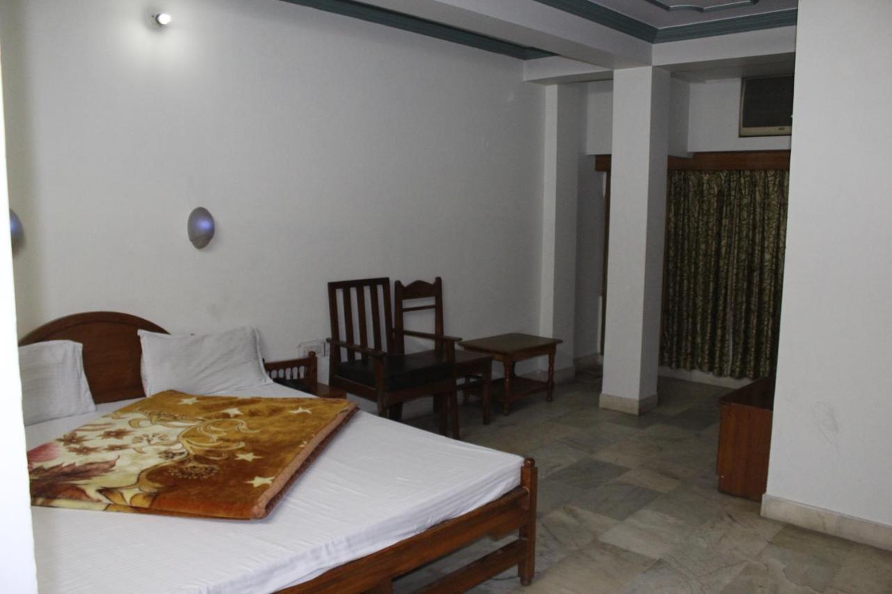 Simla Hotel Τζαϊπούρ Εξωτερικό φωτογραφία