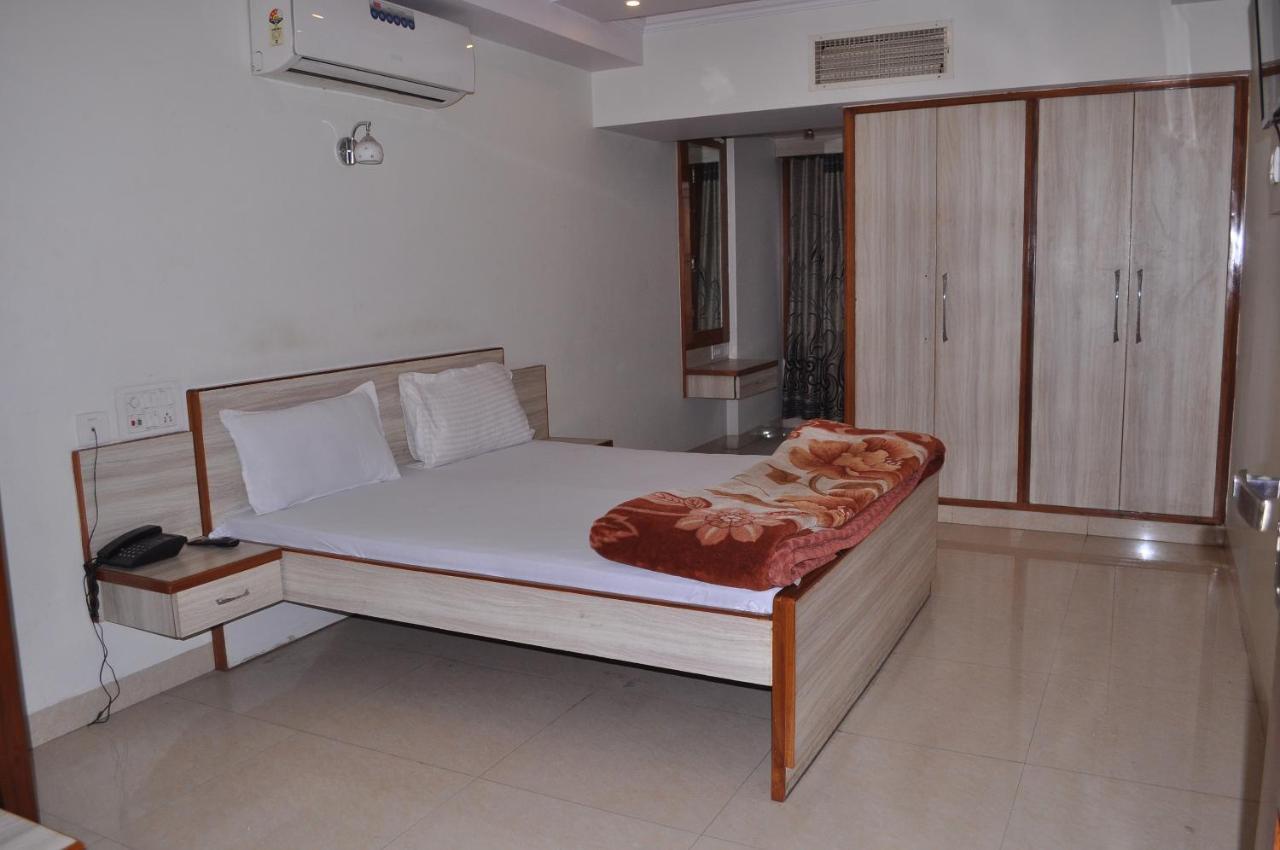 Simla Hotel Τζαϊπούρ Εξωτερικό φωτογραφία